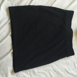 H&M black mini skirt